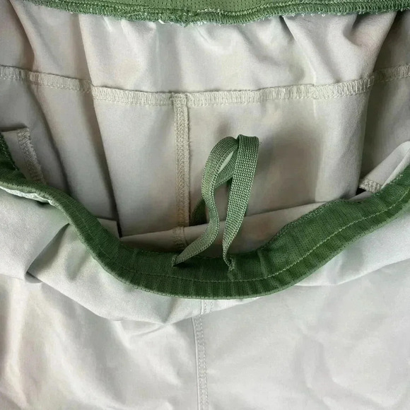 Fabletics The Fundamental Short Men's 35 7" Inseam Unlined Green Running - Picture 5 of 10